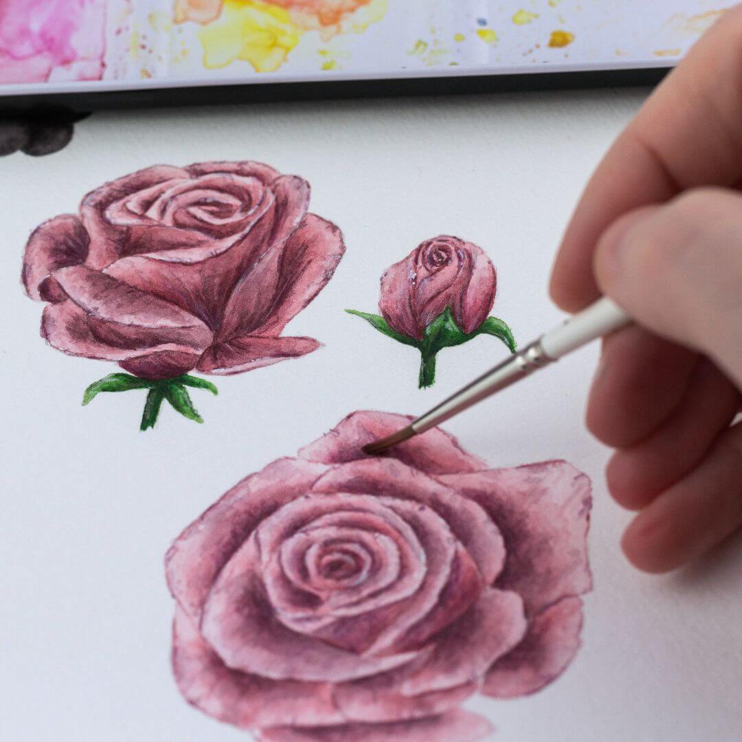Menükarte für Hochzeit mit handgemalter Illustration von Lavendel auf gedecktem Tisch