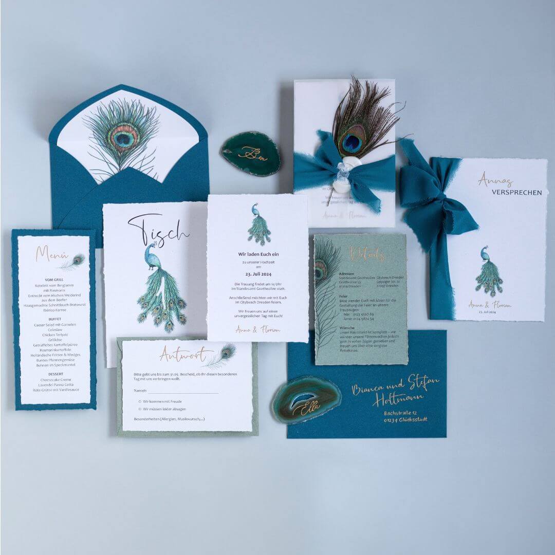 Ideen für Hochzeitseinladungen, Inspiration für eure Einladung zur Hochzeit, Gatefold-Einladung mit individueller Illustration der Location