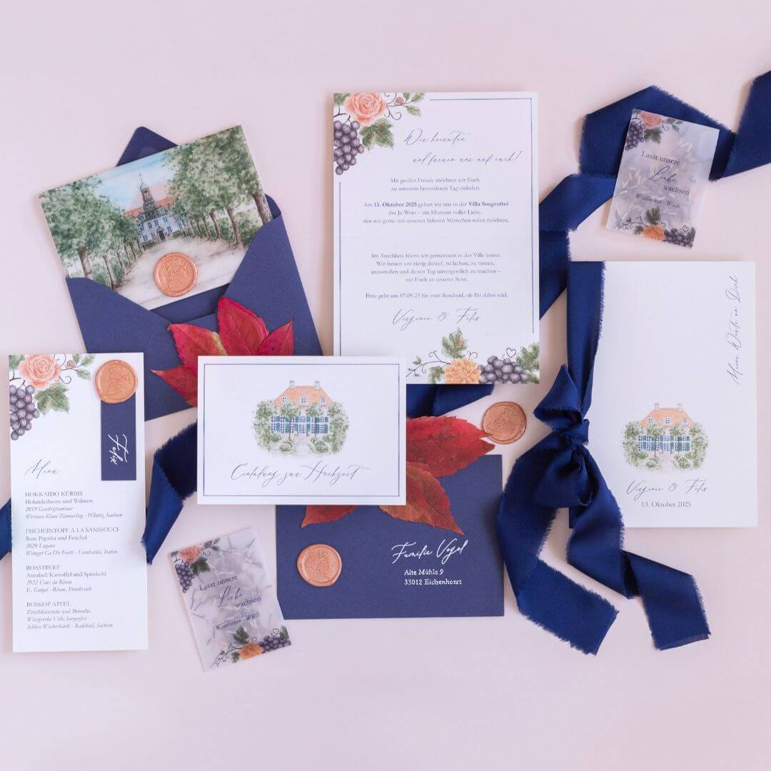 Ideen für Hochzeitseinladungen, Inspiration für eure Einladung zur Hochzeit, Gatefold-Einladung mit individueller Illustration der Location